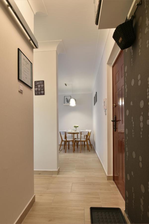 Kiralykut 1 Apartman - Ingyen Parkolas, Bicajok, Ac セーケシュフェヘールヴァール エクステリア 写真