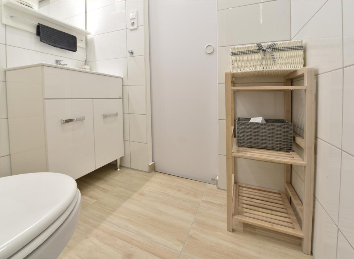 Kiralykut 1 Apartman - Ingyen Parkolas, Bicajok, Ac セーケシュフェヘールヴァール エクステリア 写真